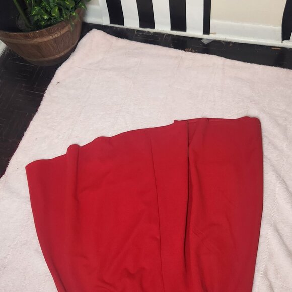 Heart Shape Button Embellished A-Line Midi Skirt in Red - Picture 5 of 16